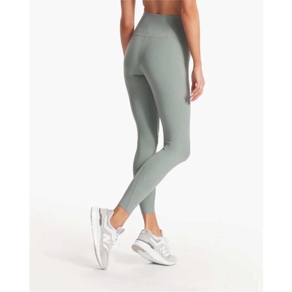 VUORI Evolve High-Rise Uplift Legging - Picture 4 of 5